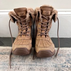 Women’s UGG Adirondack Boots